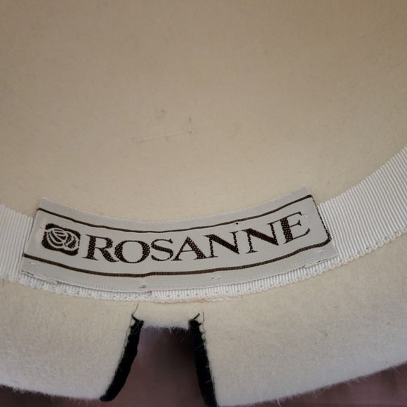Rosanne ivory felt woman's hat with black trim - Picture 5 of 5
